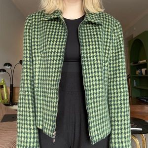 70’s vintage houndstooth print jacket - beautiful print and such a cute crop.